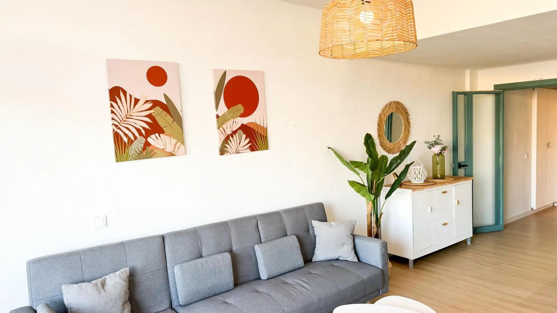 The Secret Of Torremolinos Comotucasa Apartment